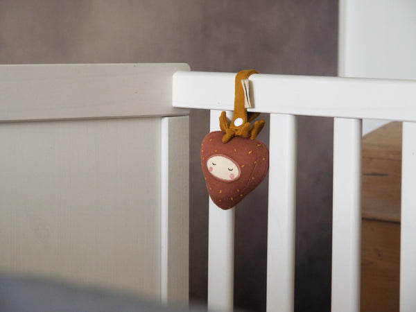 Activity Toy Erdbeerchen
