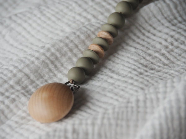 Schnullerkette "Dusty Mint"